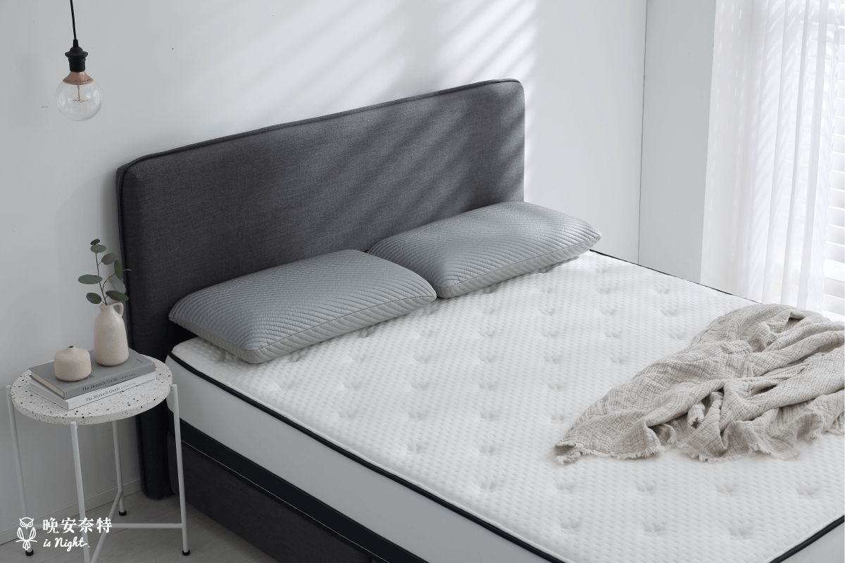 更換成與床墊合適的枕頭，可縮短新床墊適應期。