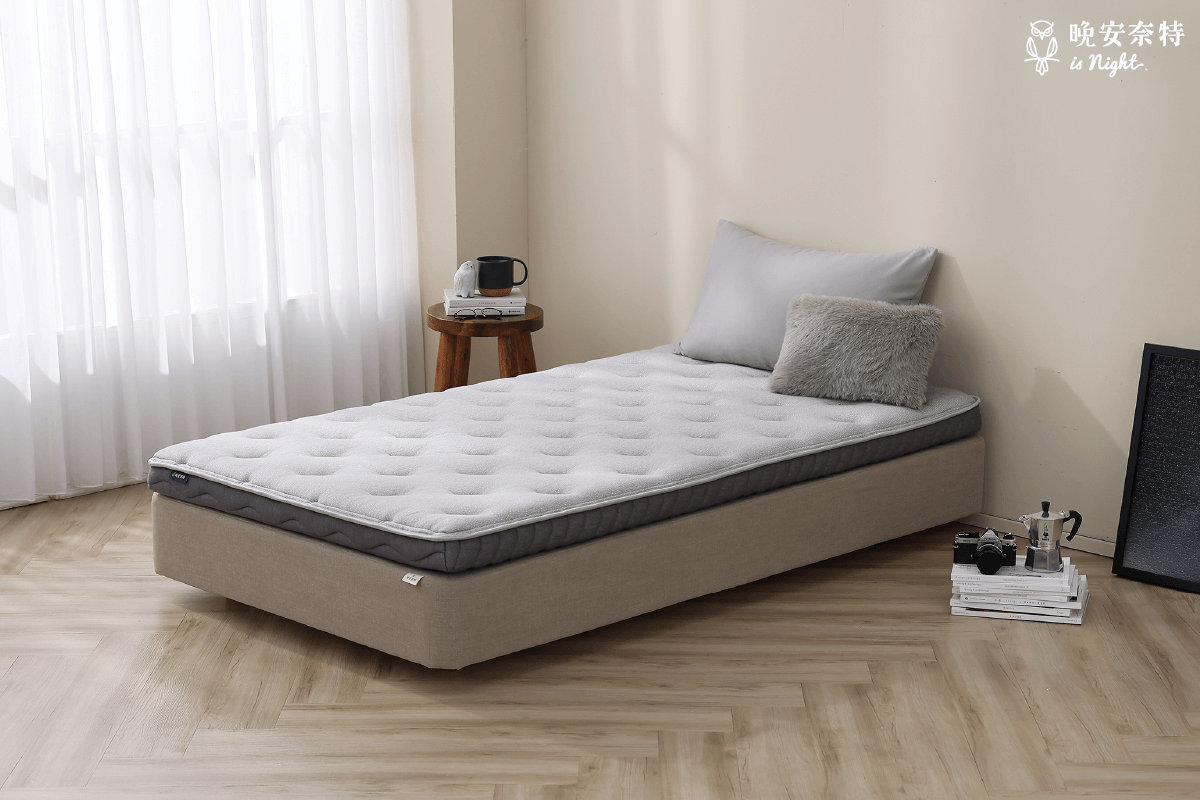 厚度5-20cm會被定義為薄床墊，而較推薦的薄床墊厚度則是10cm以上。